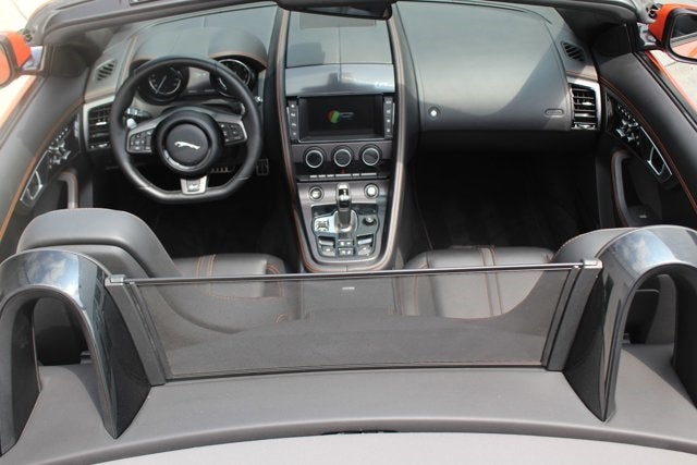 2016 Jaguar F-TYPE R