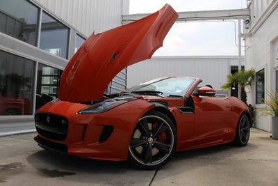 2016 Jaguar F-TYPE R
