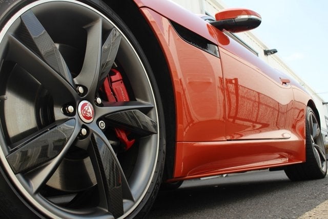 2016 Jaguar F-TYPE R