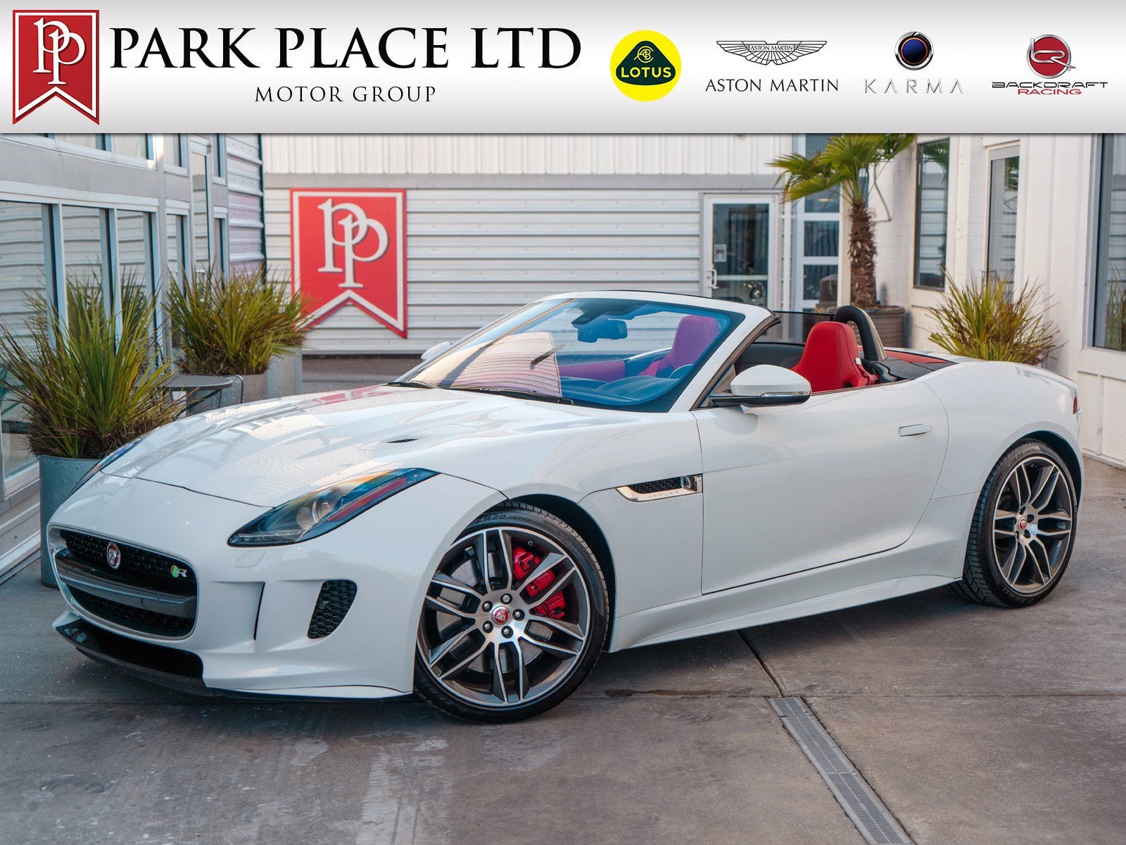 2017 Jaguar F-TYPE R Convertible's photo