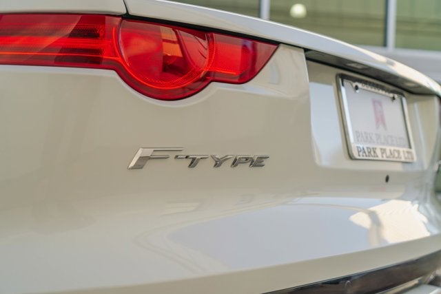 2017 Jaguar F-TYPE R
