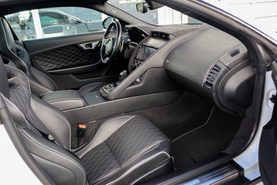 2017 Jaguar F-TYPE SVR