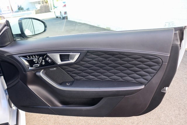 2017 Jaguar F-TYPE SVR