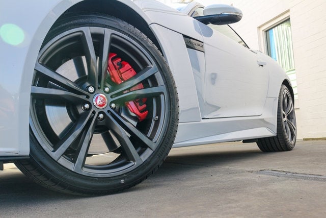 2017 Jaguar F-TYPE SVR