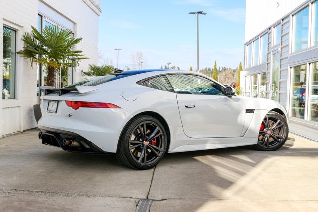 2017 Jaguar F-TYPE SVR