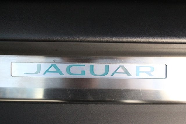 2017 Jaguar F-TYPE SVR