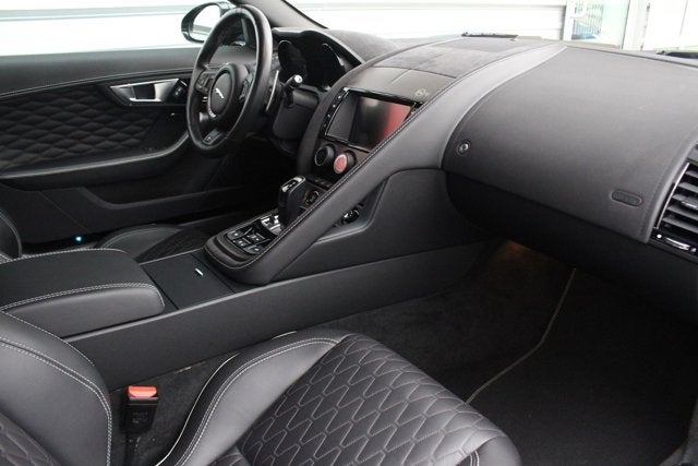 2017 Jaguar F-TYPE SVR Convertible