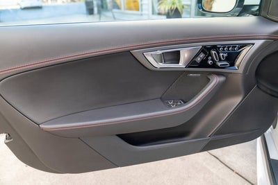 2017 Jaguar F-TYPE R