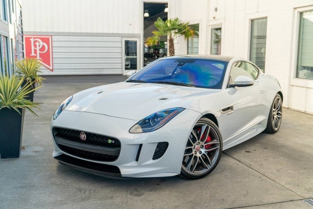 2017 Jaguar F-TYPE R