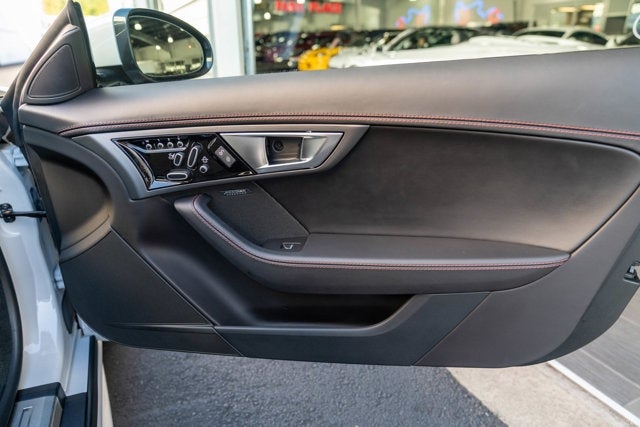 2017 Jaguar F-TYPE R