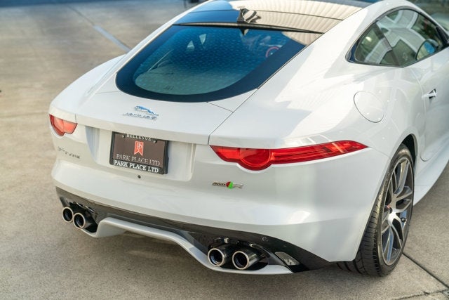 2017 Jaguar F-TYPE R