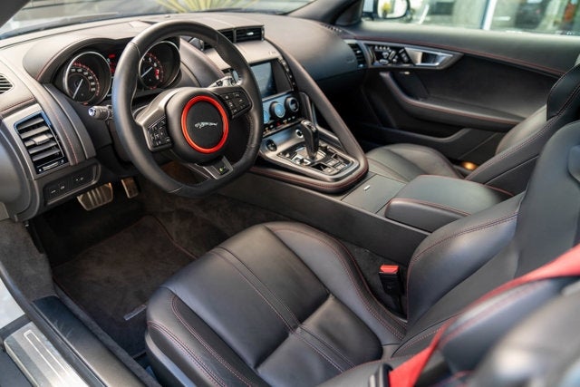2017 Jaguar F-TYPE R