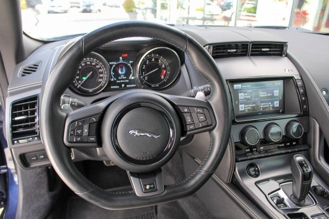 2017 Jaguar F-TYPE R