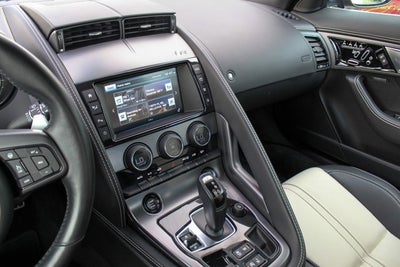 2017 Jaguar F-TYPE R