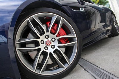 2017 Jaguar F-TYPE R