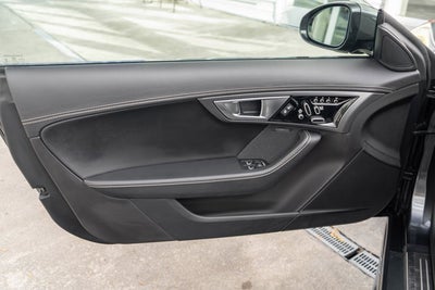 2017 Jaguar F-TYPE R Coupe