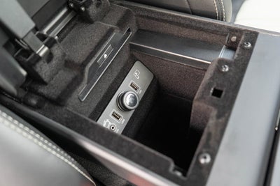 2017 Jaguar F-TYPE R Coupe