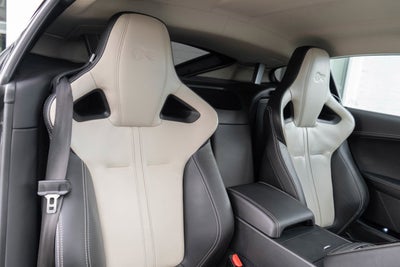 2017 Jaguar F-TYPE R Coupe