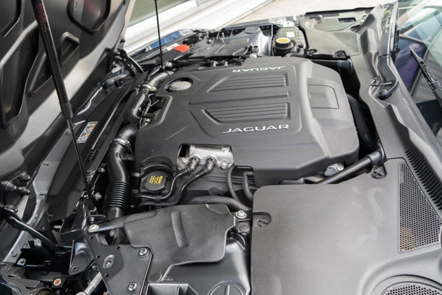 2017 Jaguar F-TYPE R Coupe