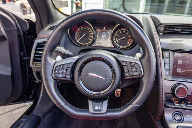 2016 Jaguar F-TYPE R