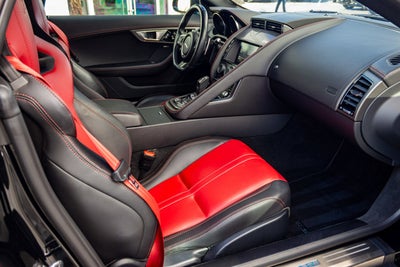 2016 Jaguar F-TYPE R