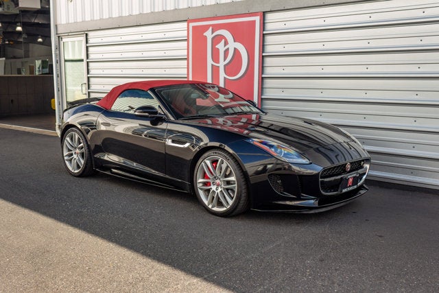 2016 Jaguar F-TYPE R