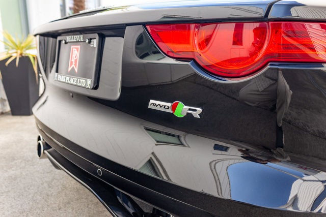 2016 Jaguar F-TYPE R