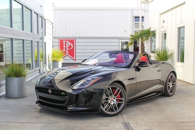 2017 Jaguar F-TYPE R