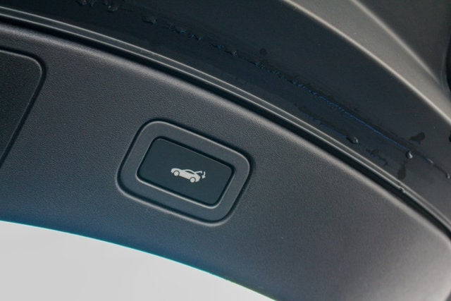 2017 Jaguar F-TYPE SVR Coupe