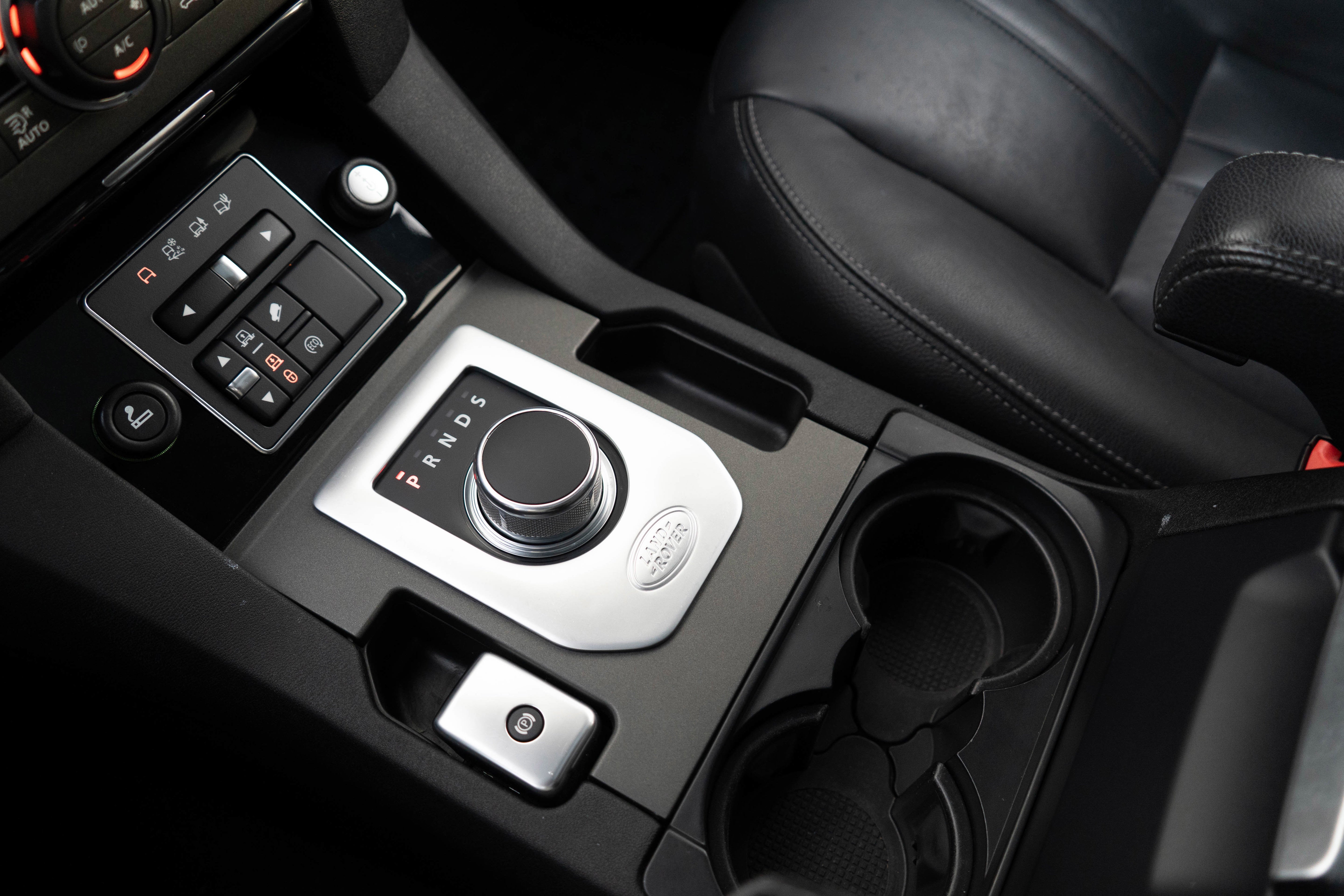 2016 Land Rover LR4 HSE Silver Edition