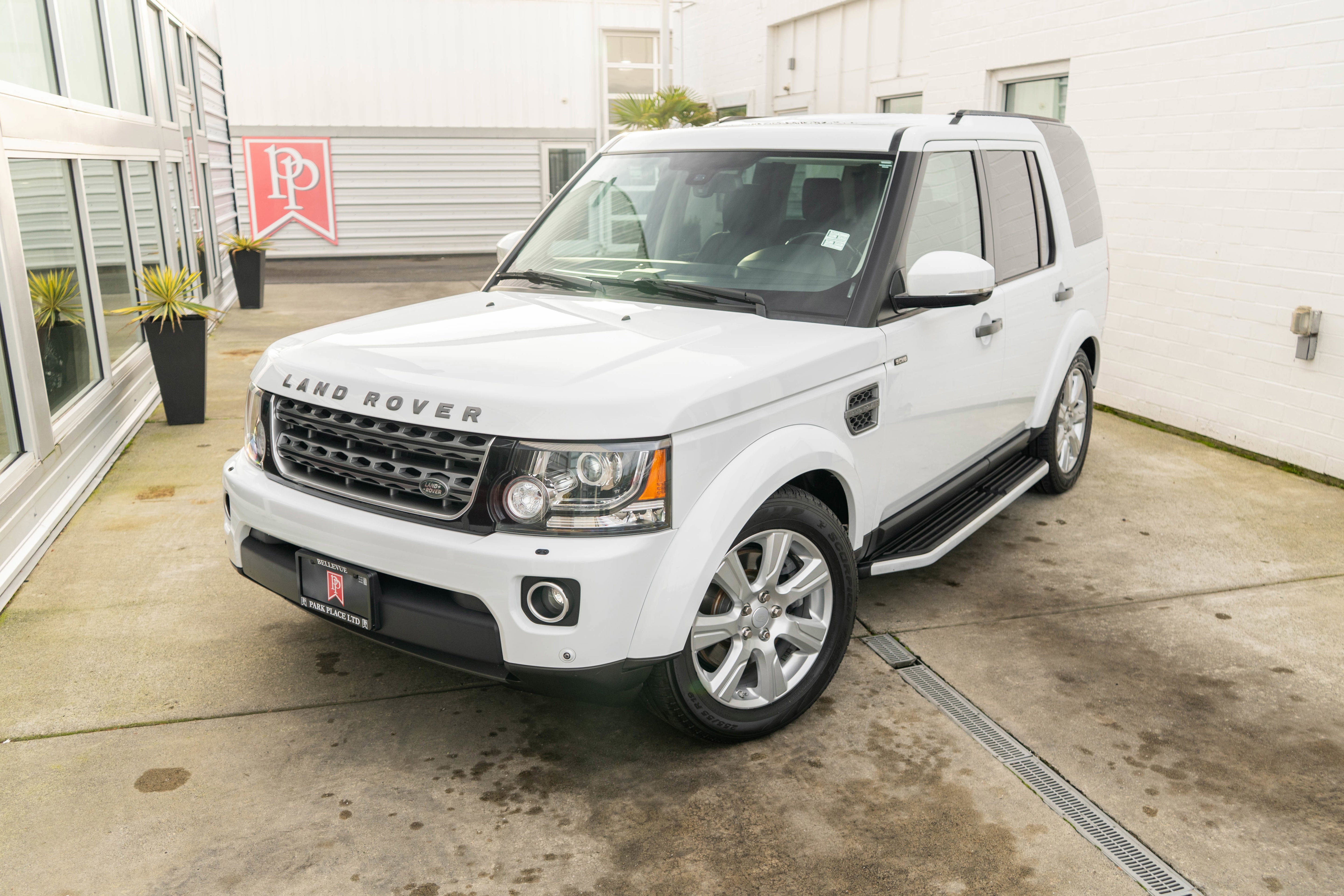 2016 Land Rover LR4 HSE Silver Edition