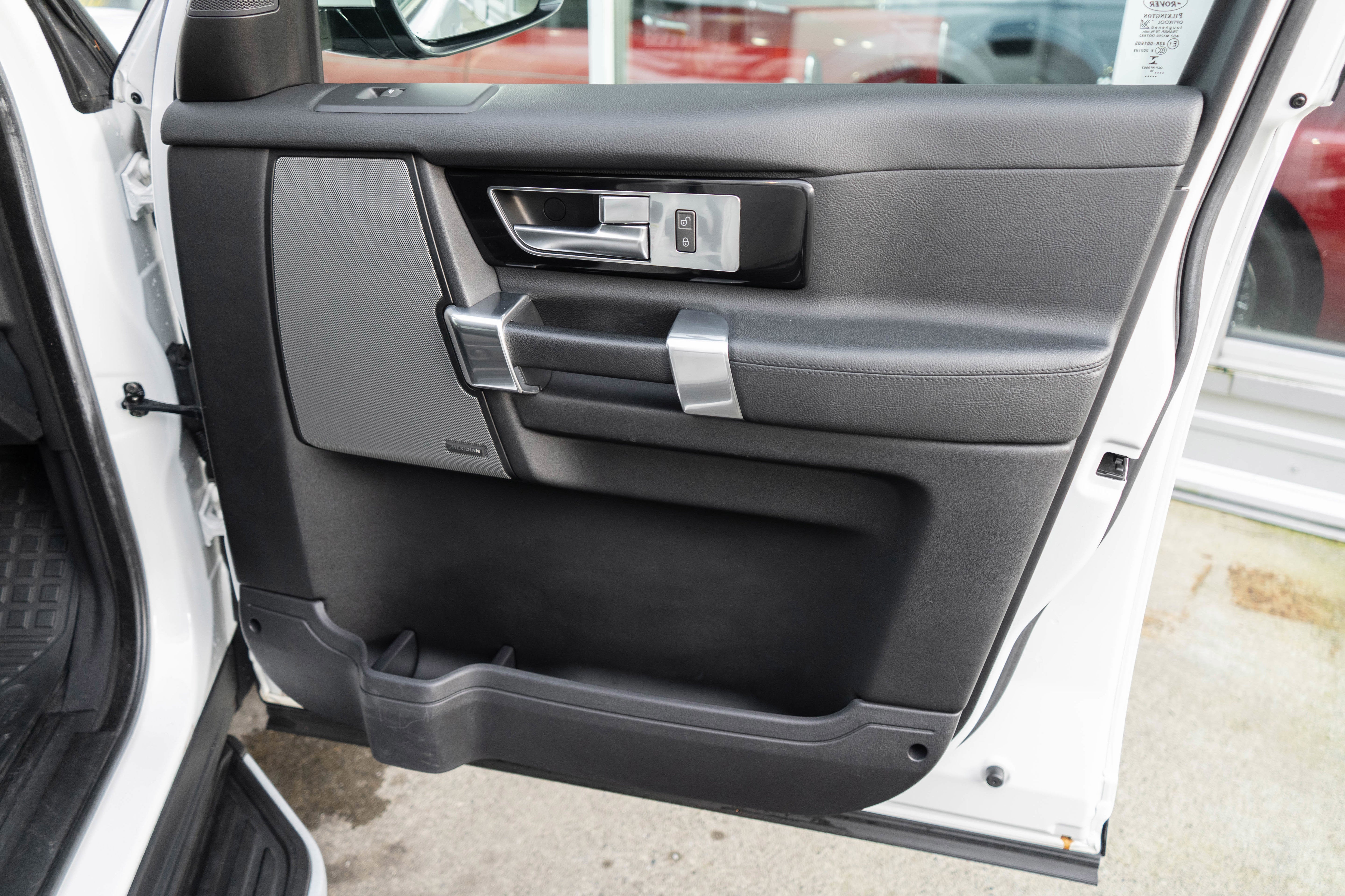 2016 Land Rover LR4 HSE Silver Edition