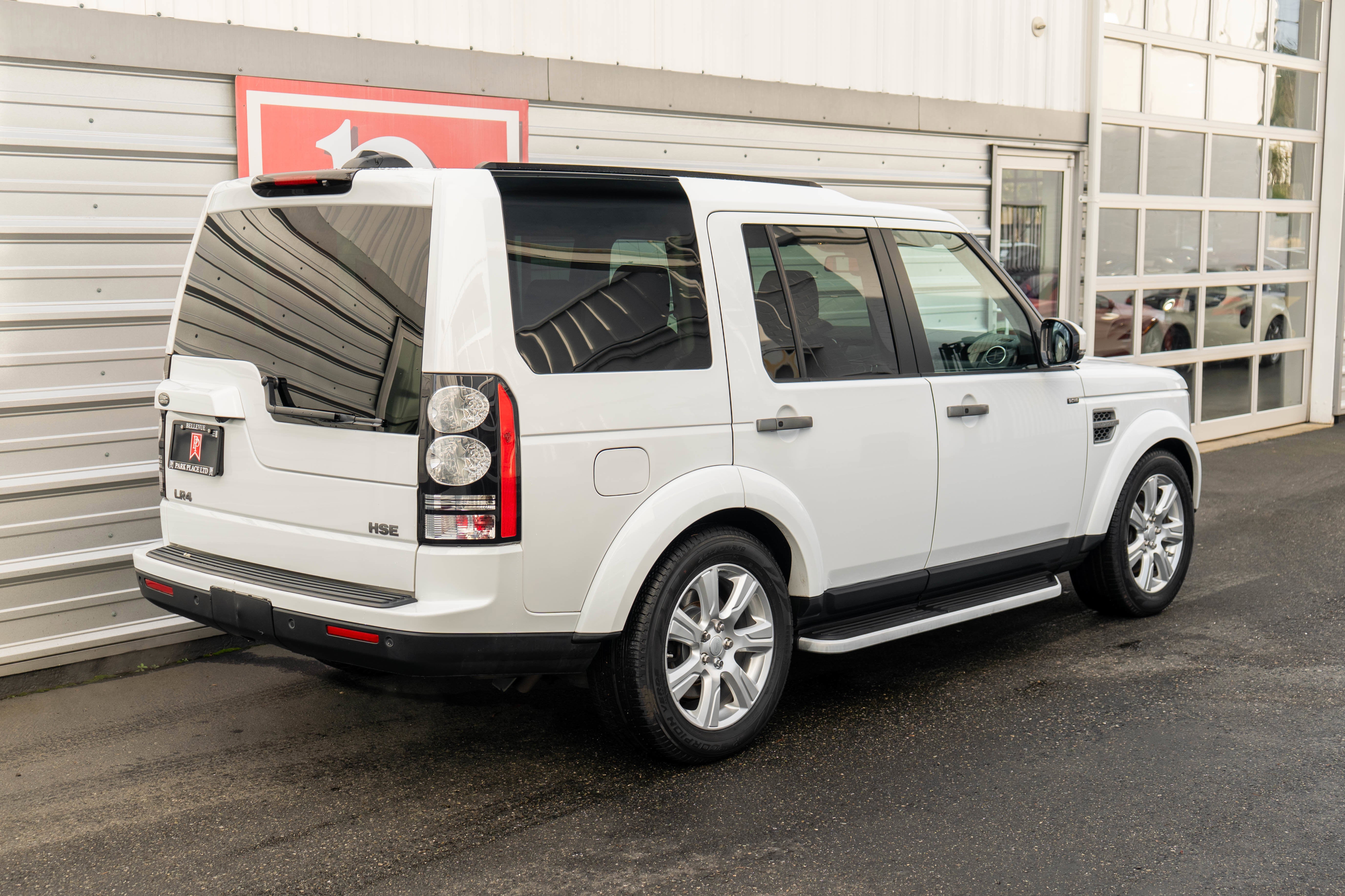 2016 Land Rover LR4 HSE Silver Edition