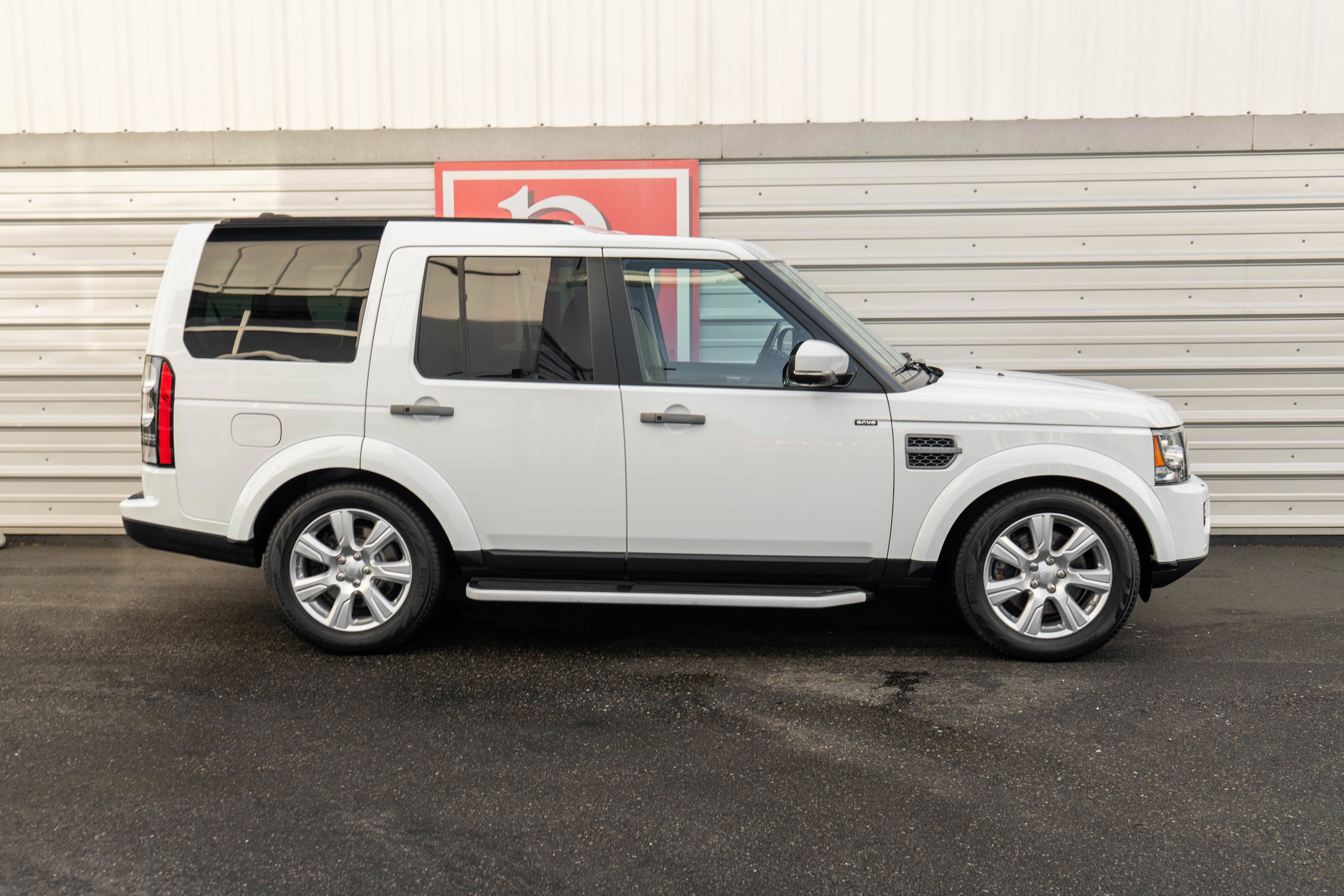 2016 Land Rover LR4 HSE Silver Edition