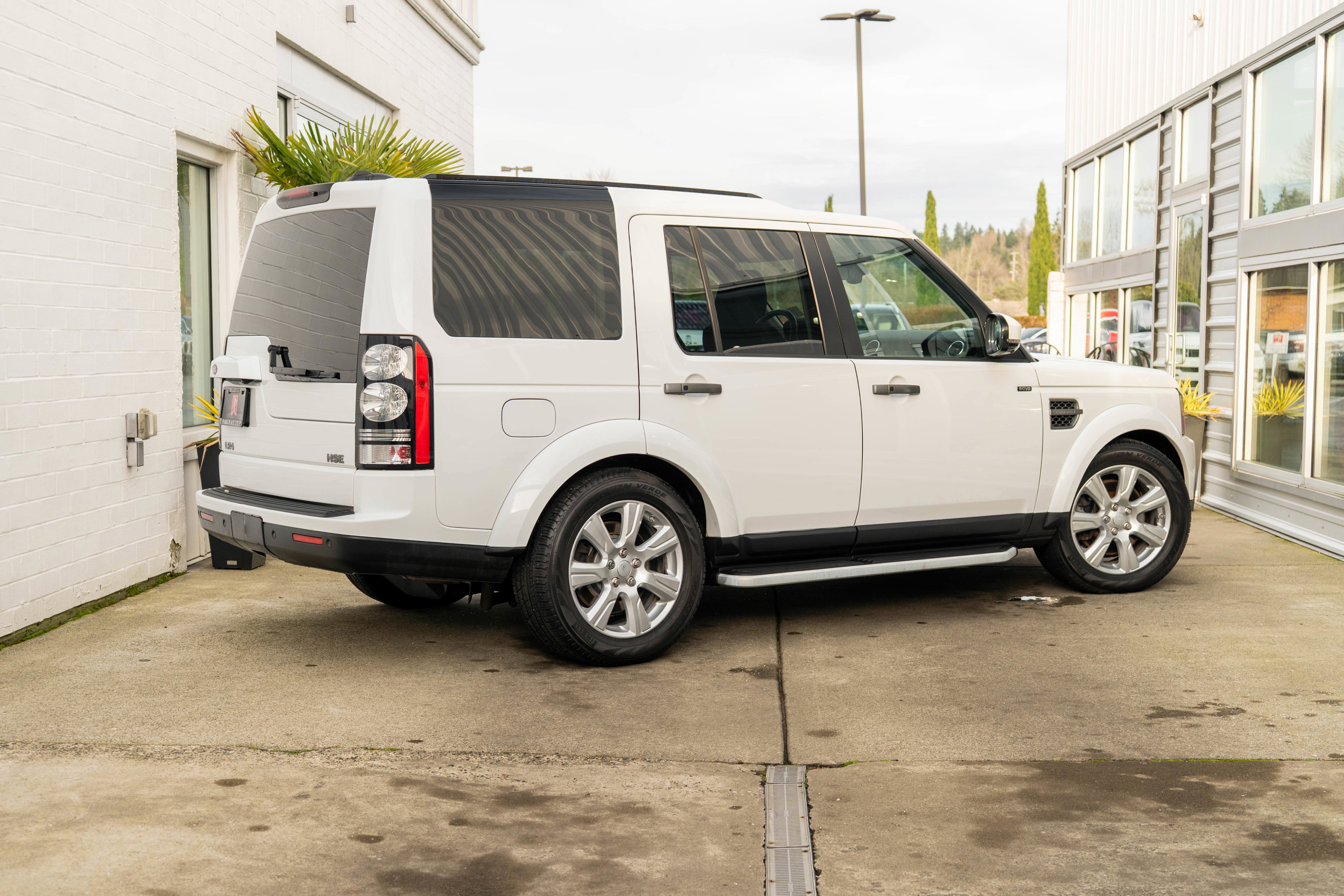 2016 Land Rover LR4 HSE Silver Edition