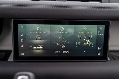 2023 Land Rover Defender SE