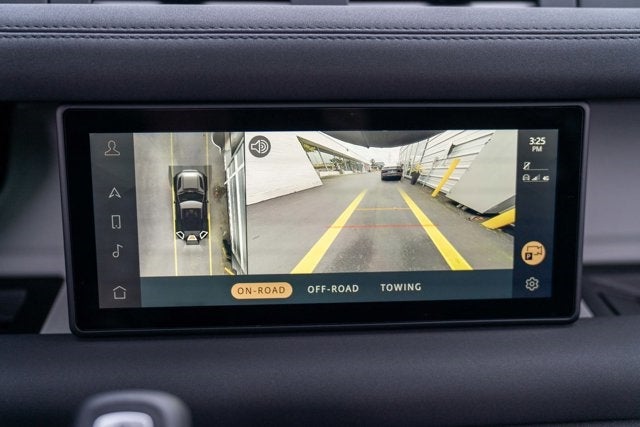 2023 Land Rover Defender SE