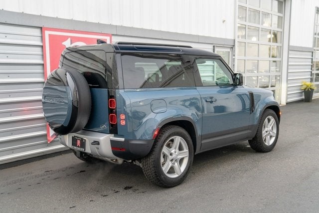 2023 Land Rover Defender SE