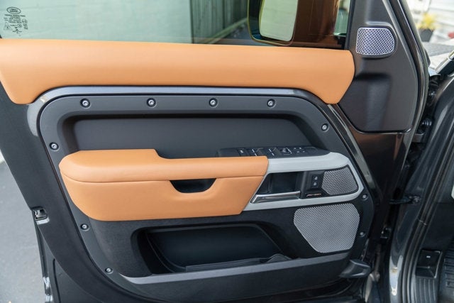 2023 Land Rover Defender 130 First Edition