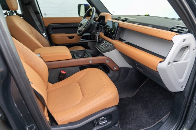 2023 Land Rover Defender 130 First Edition