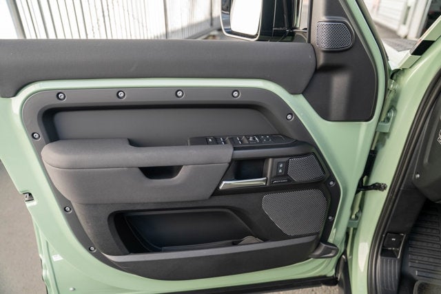 2023 Land Rover Defender 75th Edition