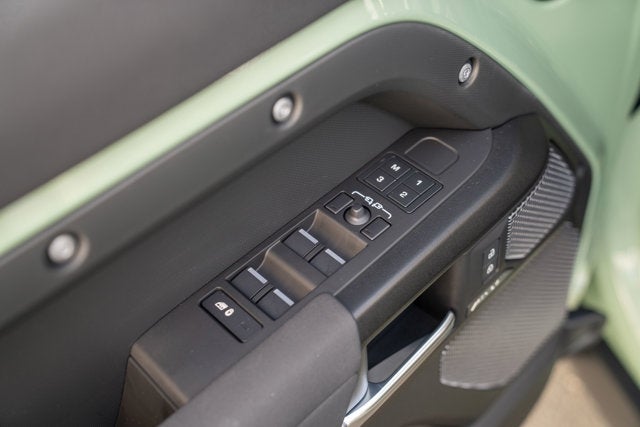 2023 Land Rover Defender 75th Edition