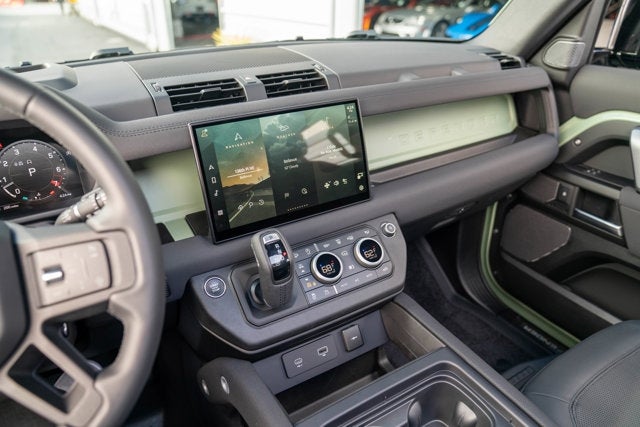 2023 Land Rover Defender 75th Edition