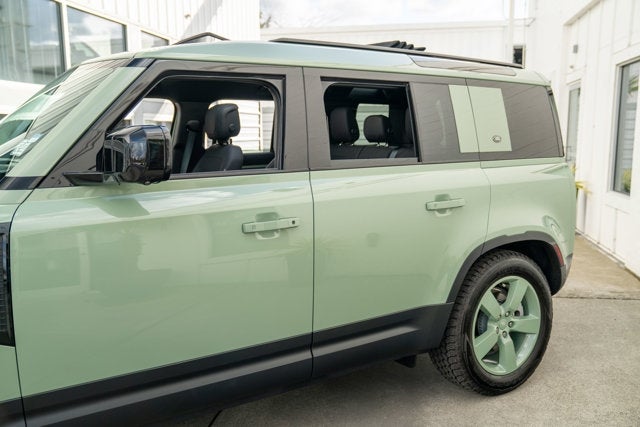 2023 Land Rover Defender 75th Edition
