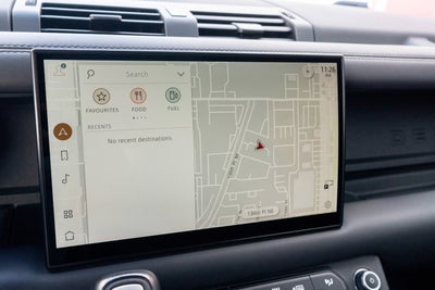 2023 Land Rover Defender V8