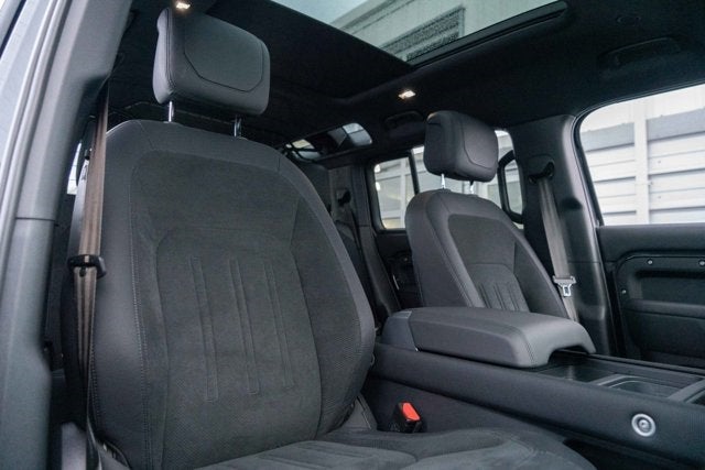 2023 Land Rover Defender Carpathian Edition