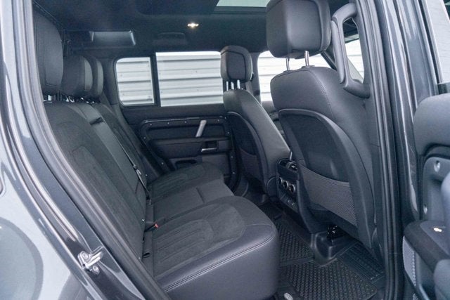 2023 Land Rover Defender Carpathian Edition