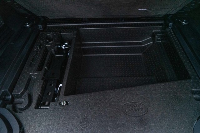 2023 Land Rover Defender Carpathian Edition