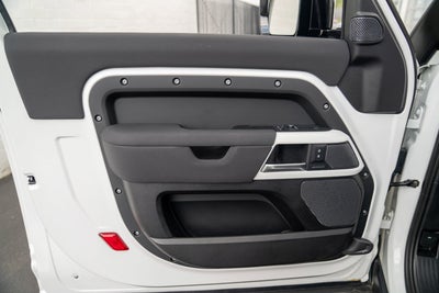 2022 Land Rover Defender X-Dynamic S