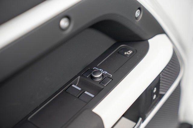 2022 Land Rover Defender X-Dynamic S